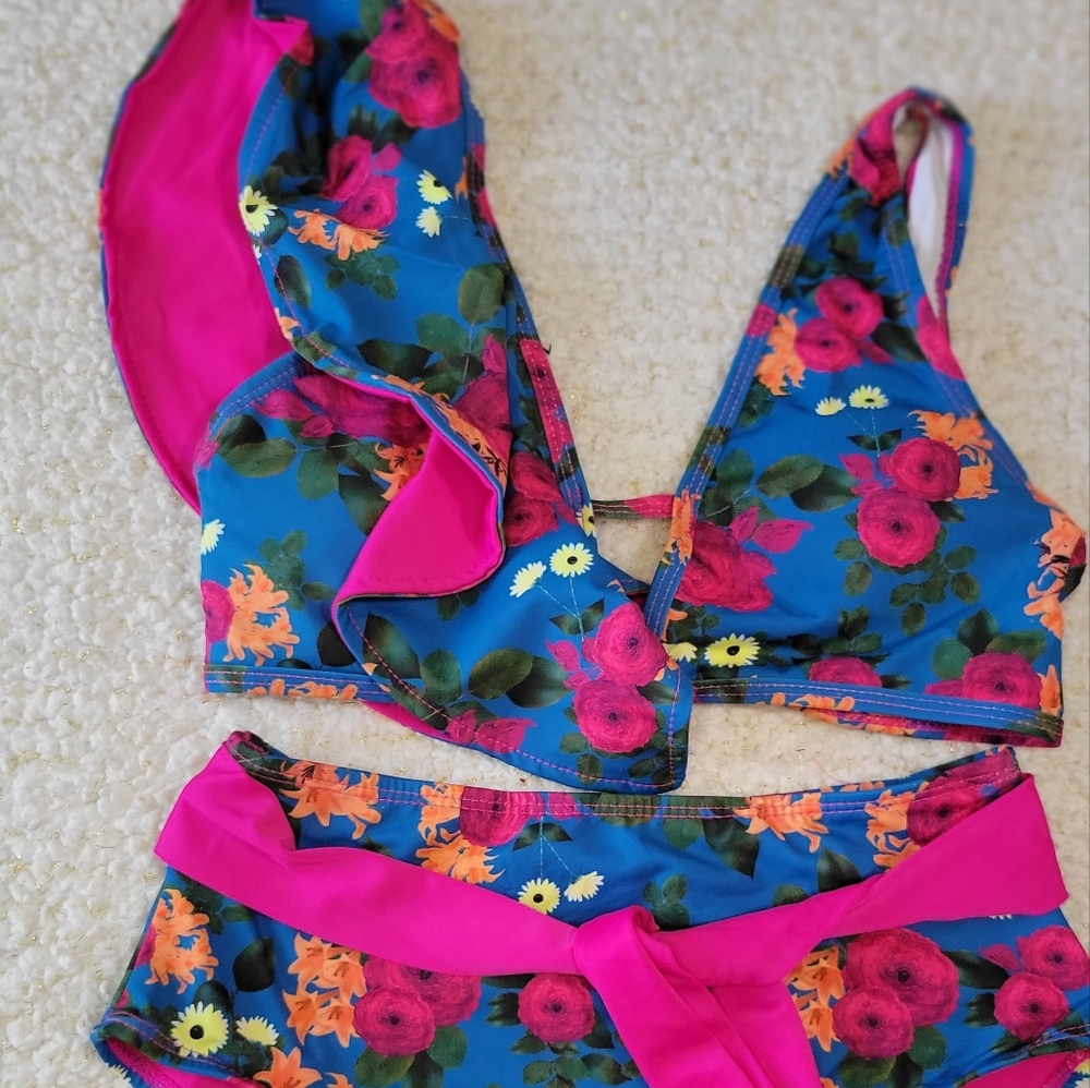 Bikini size S